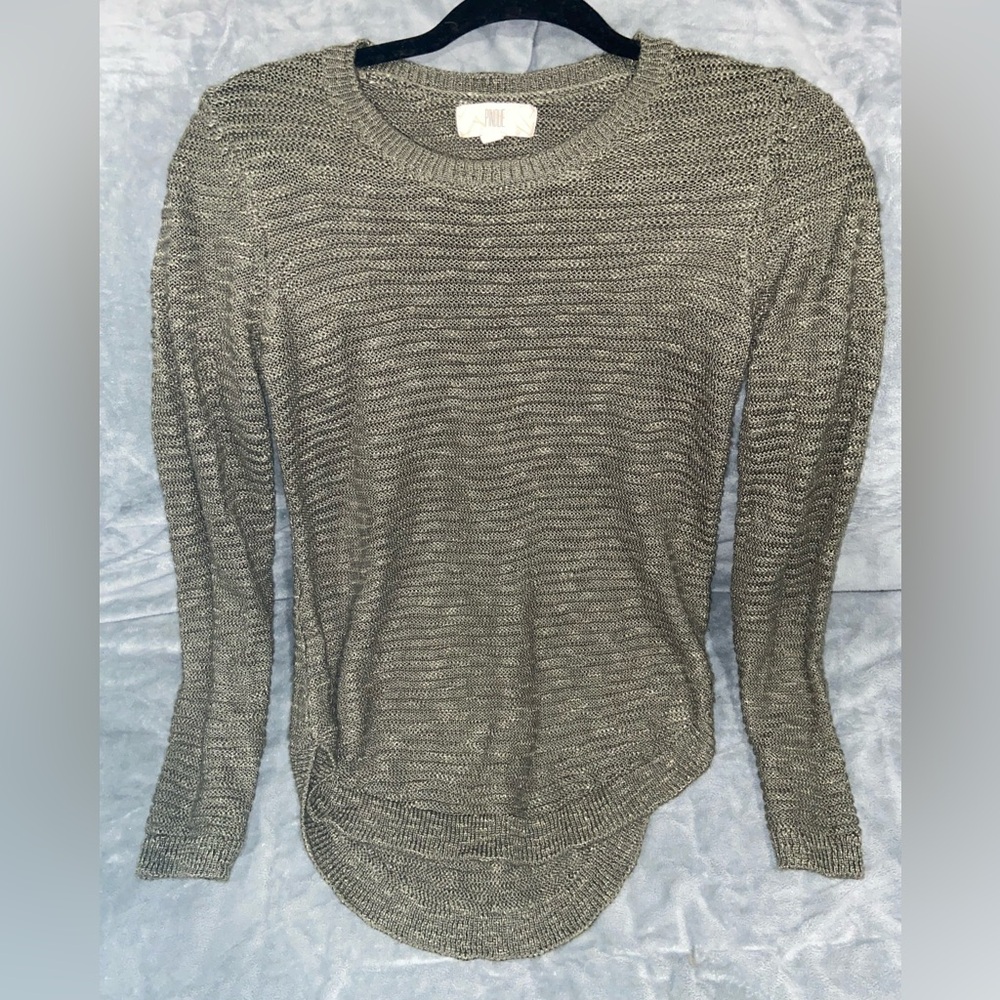 Olive Green Ribbed Crew Neck Sweater with Textured Design